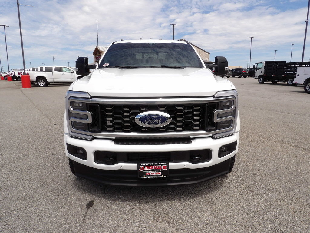 Used 2026 Ford F450 Platinum AWD/4WD image 12