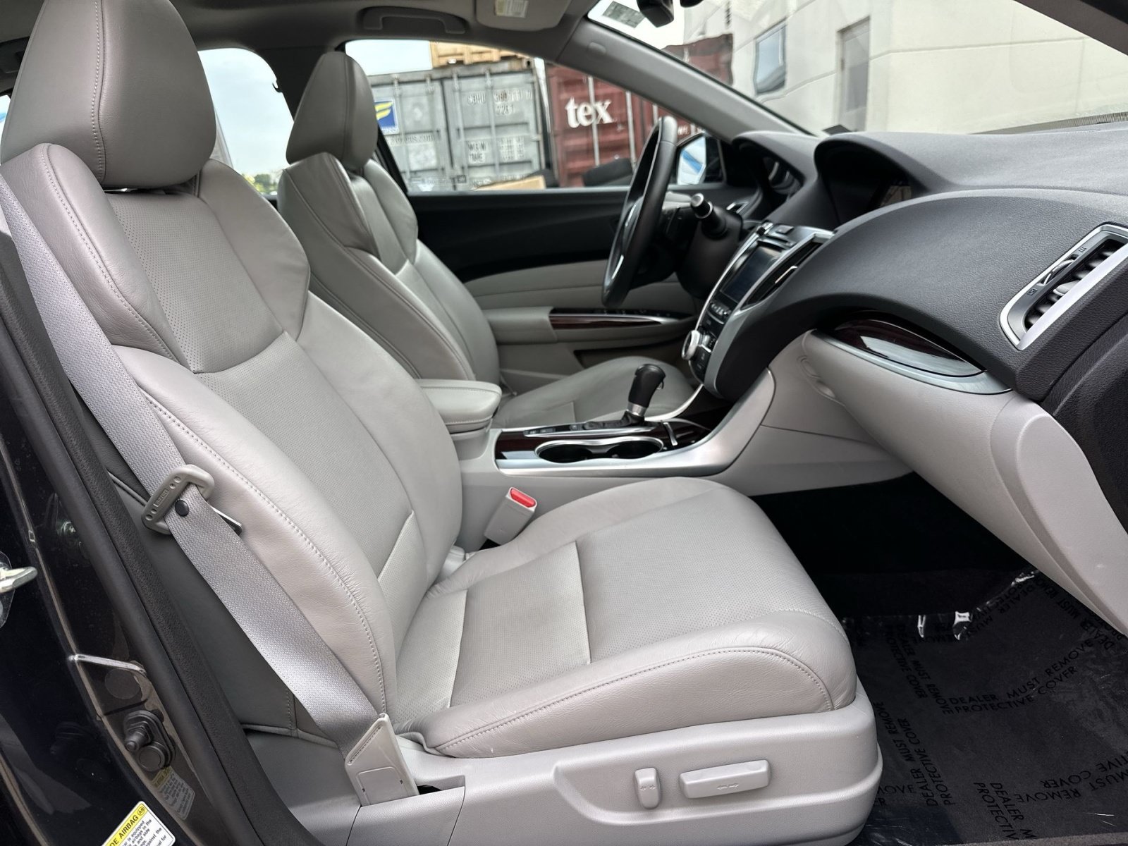 Used 2015 Acura TLX w/ Technology Package FWD image 28