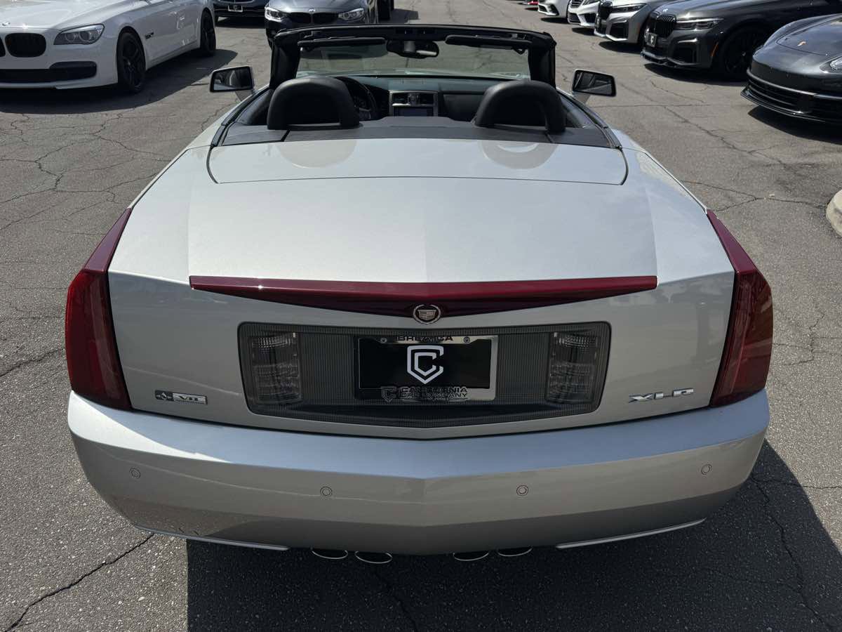Used 2008 Cadillac XLR RWD image 6