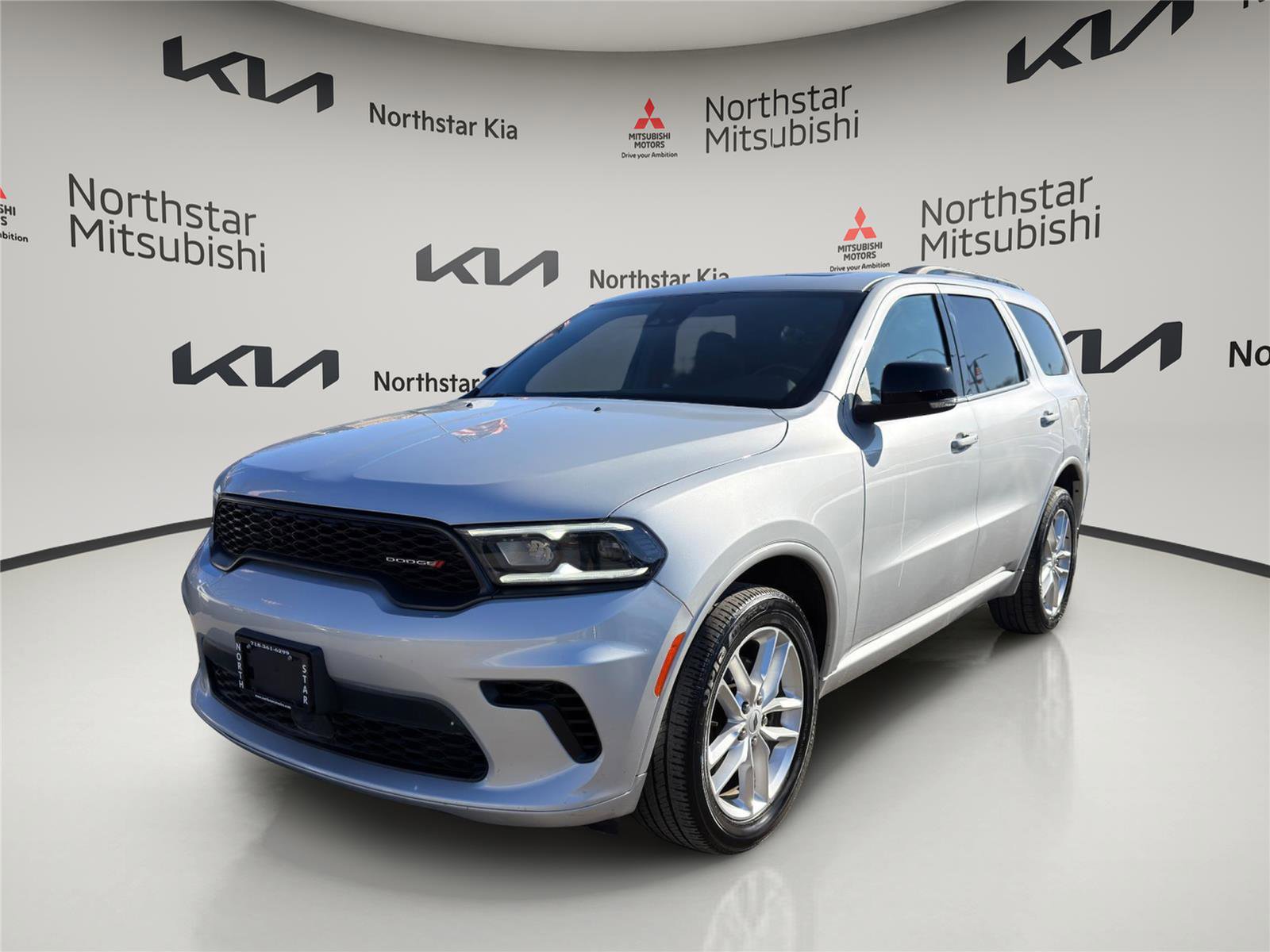 Used 2024 Dodge Durango GT image 1