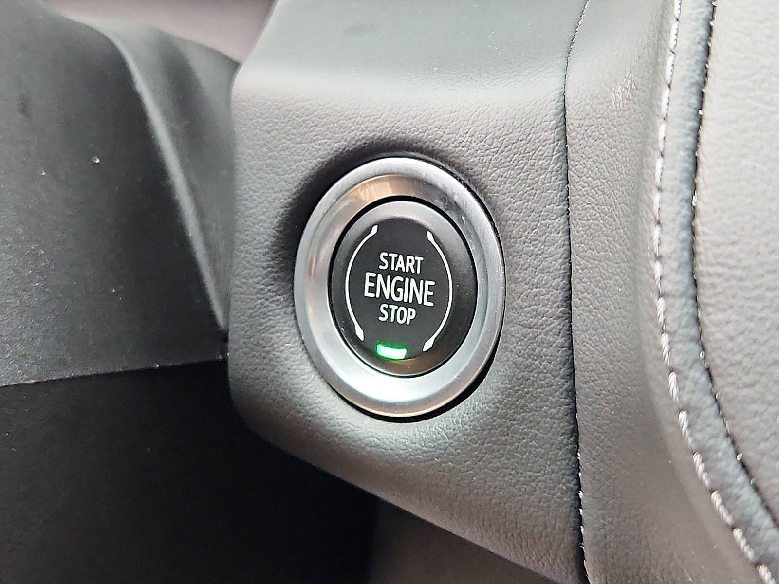 Used 2021 GMC Yukon SLE image 23