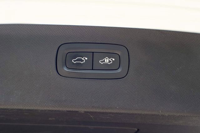 Used 2023 Volvo XC90 T8 Ultimate AWD/4WD image 55