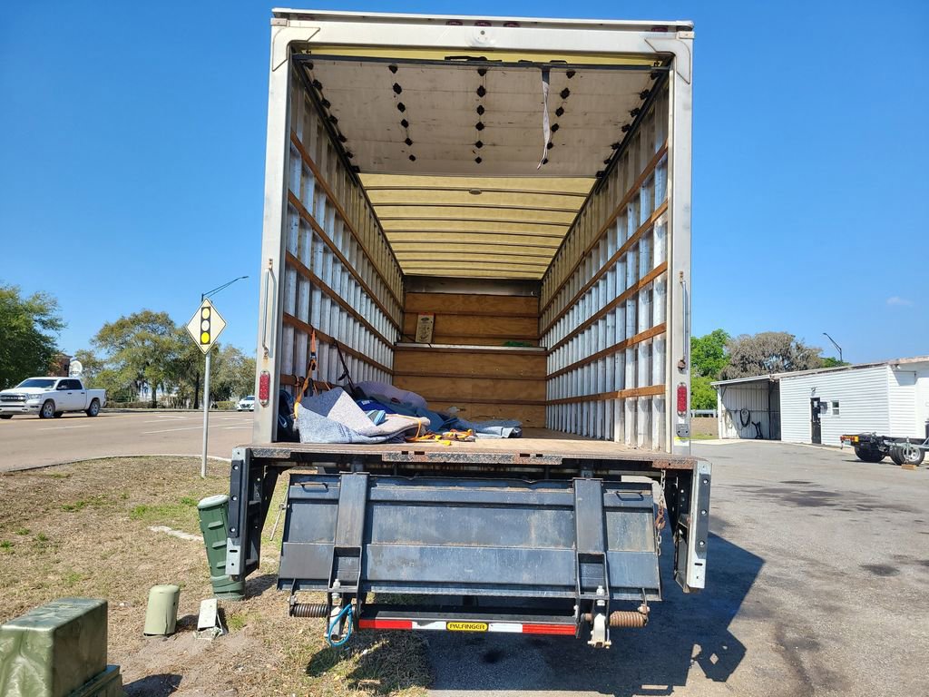 Used 2022 Ford F650 2WD Regular Cab Super Duty image 6