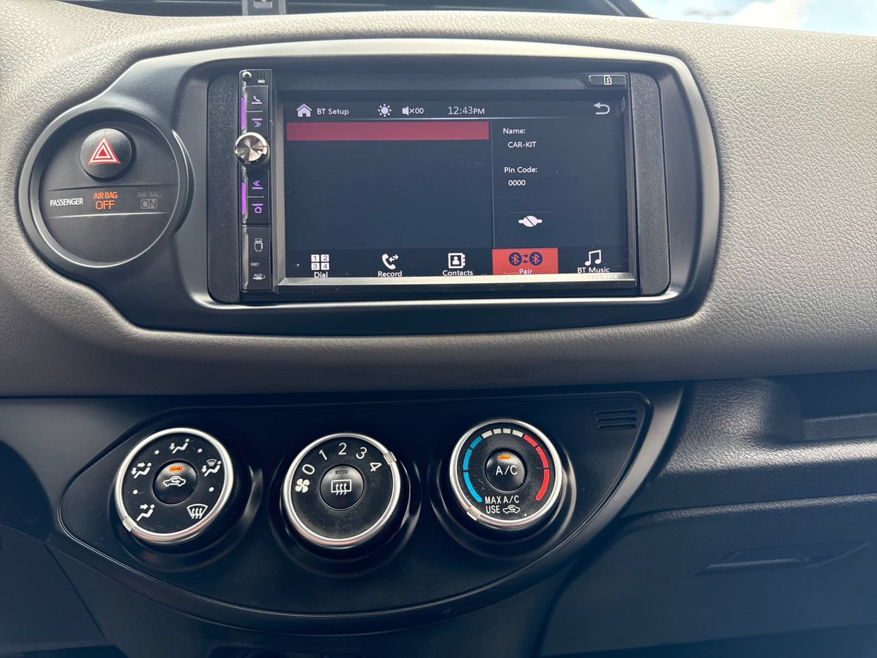 Used 2017 Toyota Yaris L FWD image 18