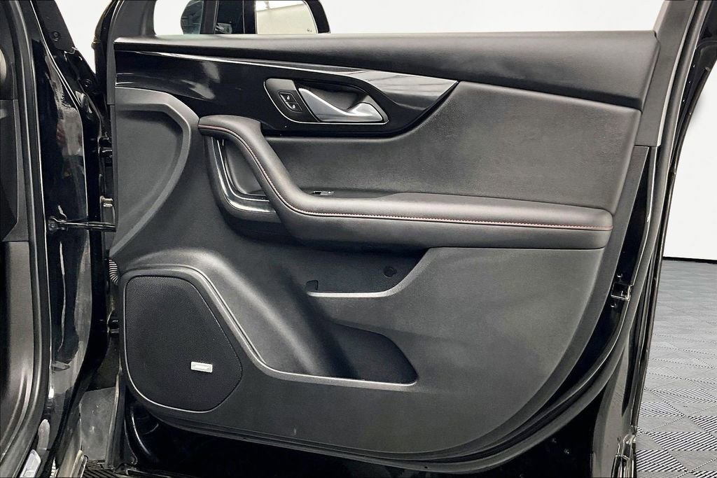 Used 2022 Chevrolet Blazer RS w/ Enhanced Convenience Package image 24