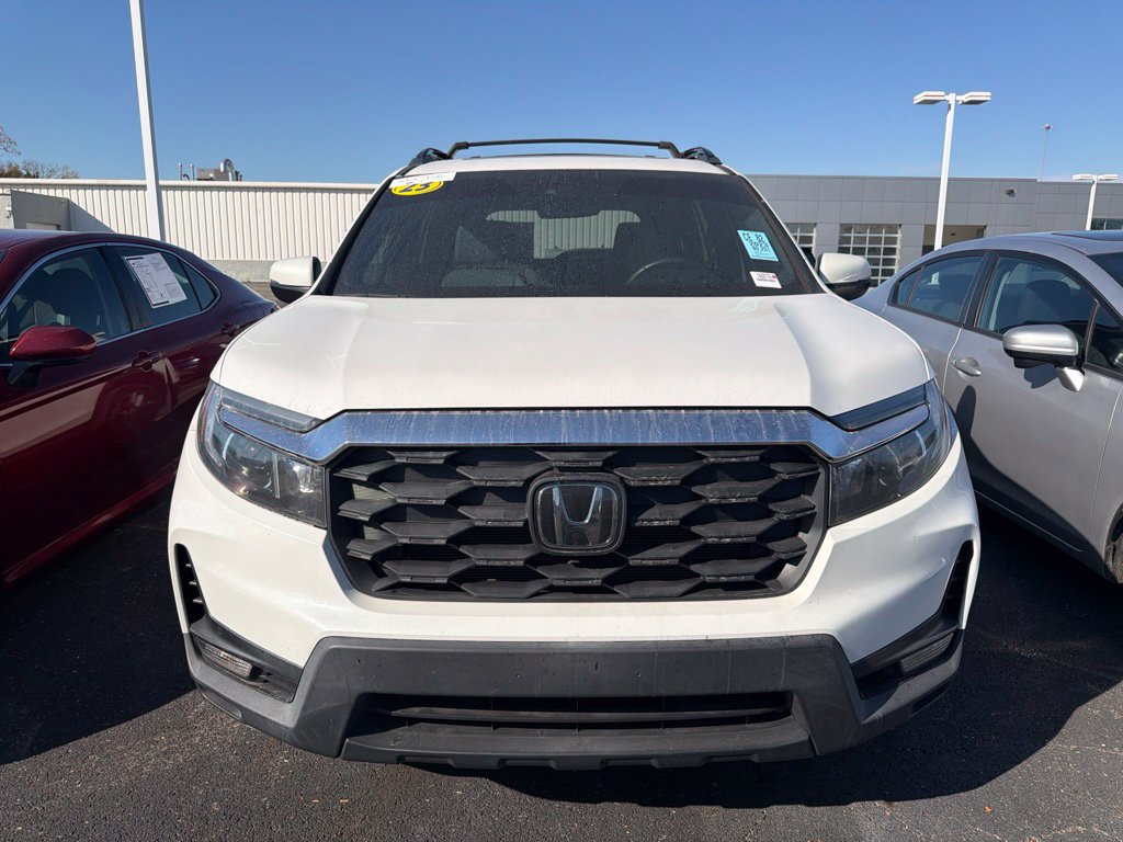 Used 2023 Honda Passport EX-L image 3