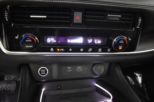 Used 2023 Nissan Rogue Platinum AWD/4WD image 18