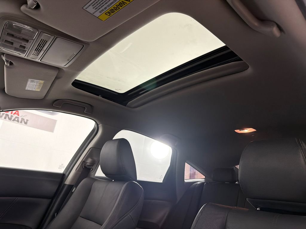 Used 2015 Honda Crosstour EX-L image 2