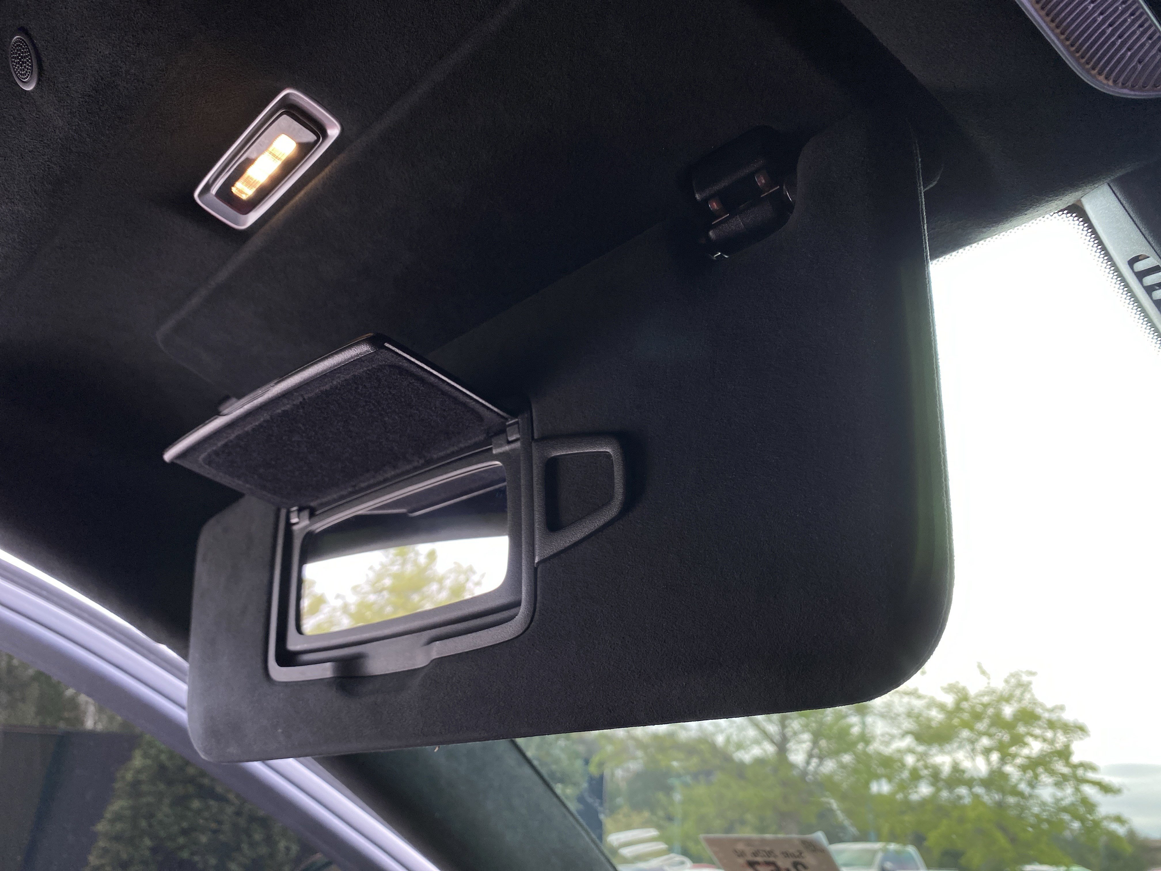 Used 2023 Mercedes-Benz S 580 4MATIC Sedan w/ 3D Technology Package image 29