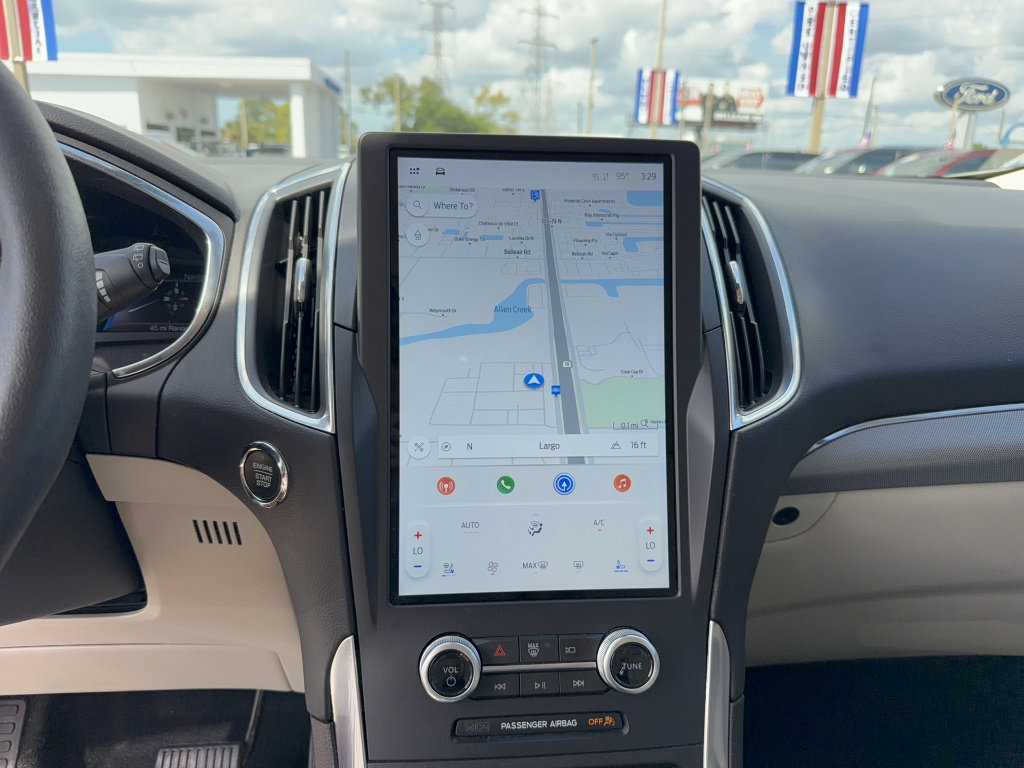 Certified 2021 Ford Edge Titanium w/ Equipment Group 301A image 19