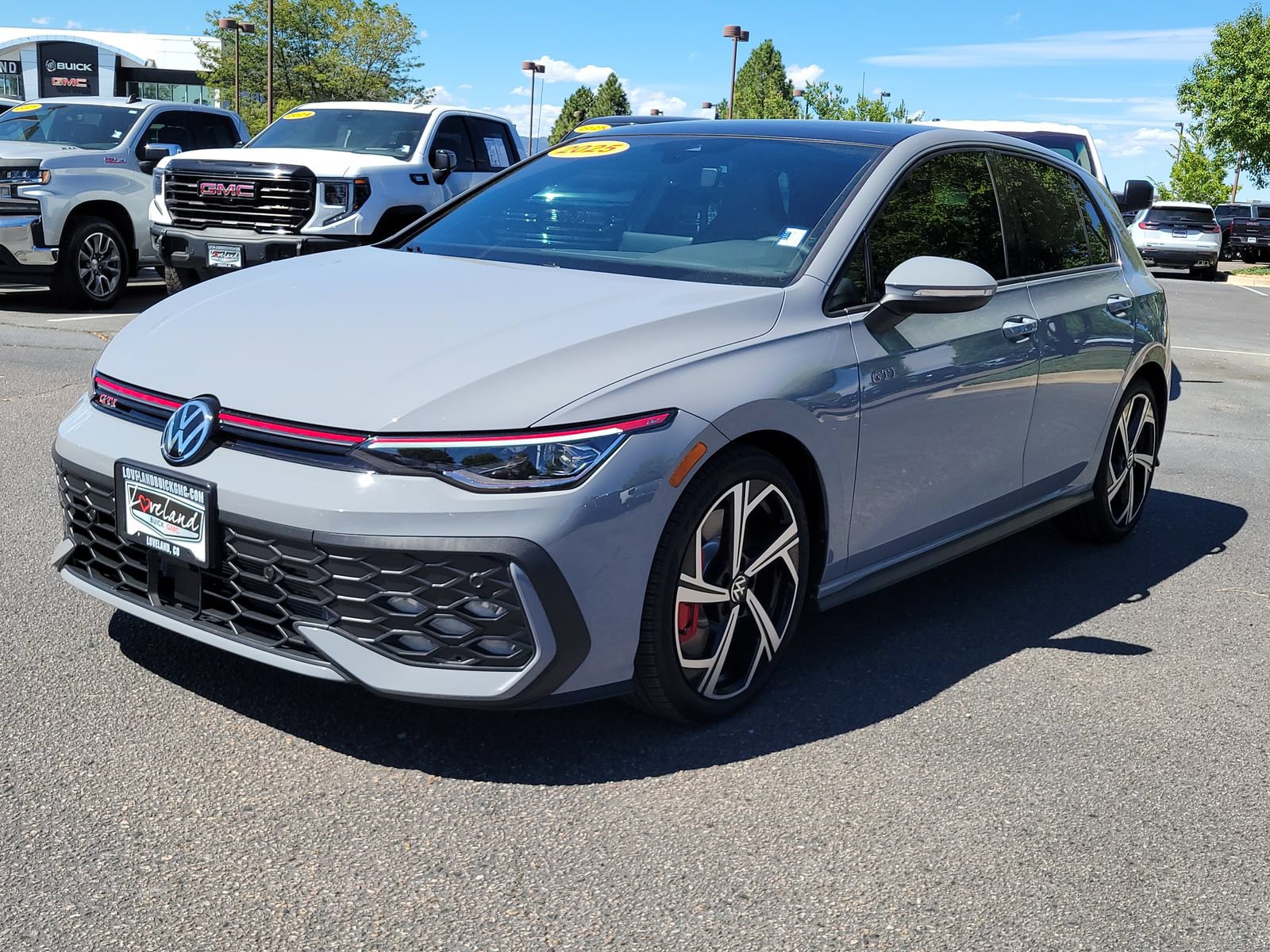Used 2025 Volkswagen GTI SE FWD image 4