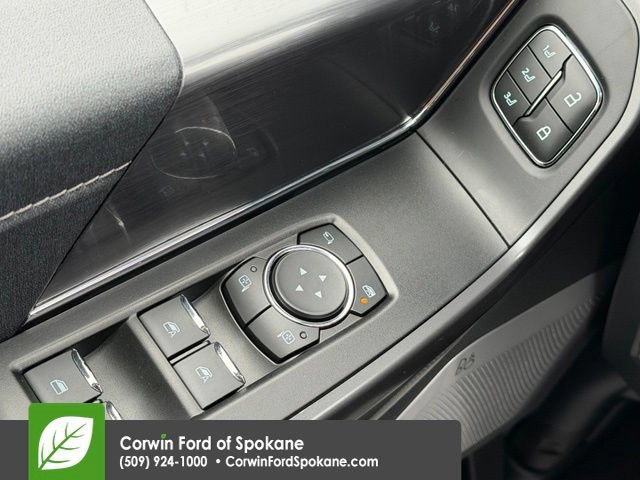Used 2025 Ford F150 Lariat w/ Equipment Group 502A High AWD/4WD image 24