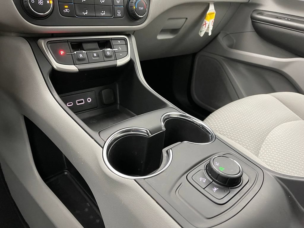 Used 2024 GMC Terrain SLE FWD image 24