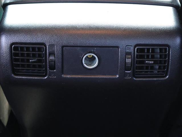 Used 2015 Toyota Tundra Limited image 22