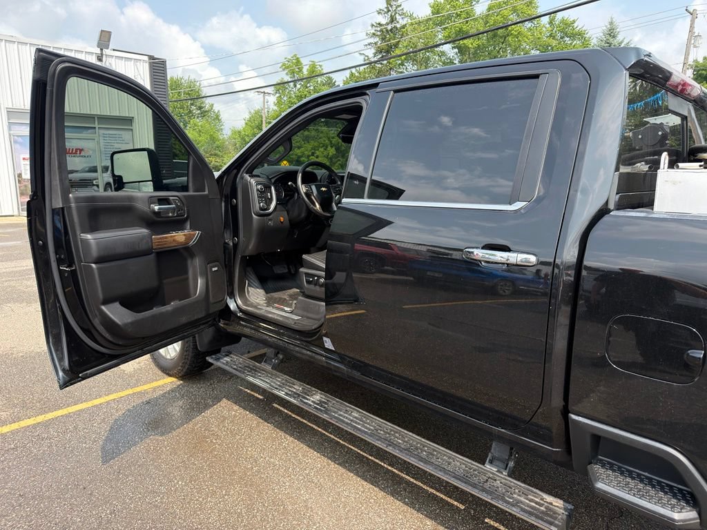 Used 2022 Chevrolet Silverado 2500 High Country w/ Z71 Off-Road Package AWD/4WD image 14