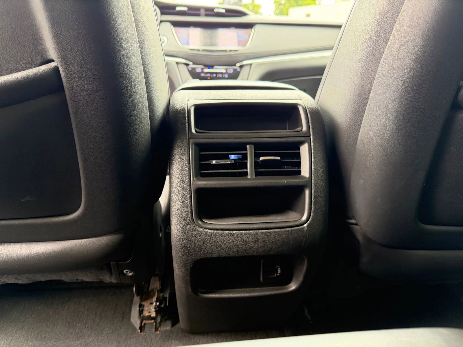 Used 2017 Cadillac XT5 Luxury AWD/4WD image 21