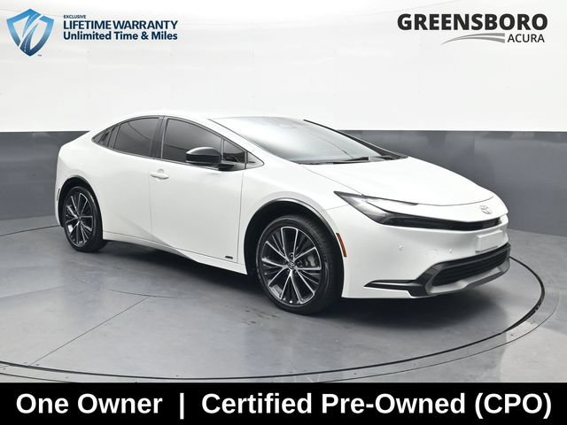 Used 2023 Toyota Prius XLE AWD/4WD image 3