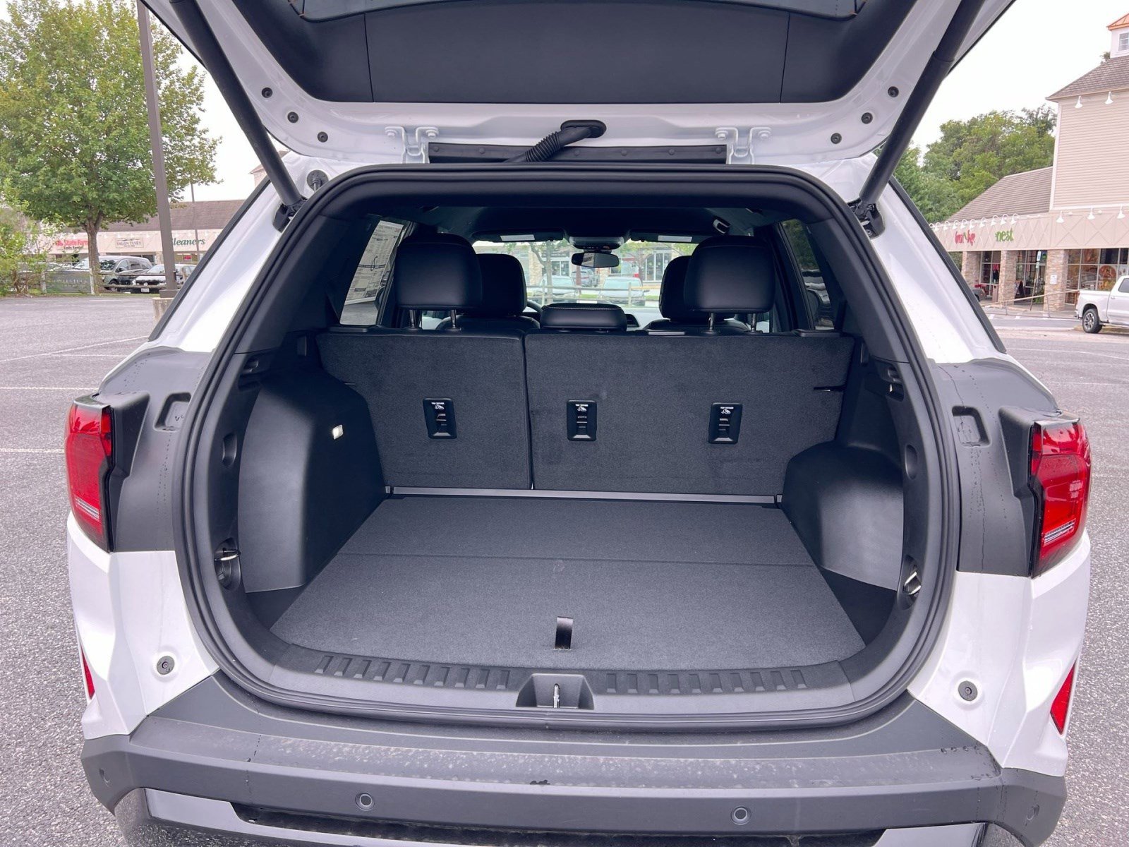 New 2026 GMC Terrain Elevation w/ Elevation Premium Package image 21