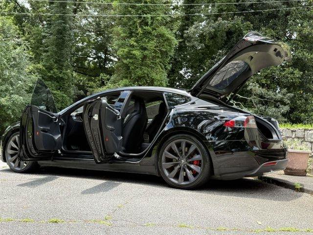 Used 2016 Tesla Model S P90D AWD/4WD image 2
