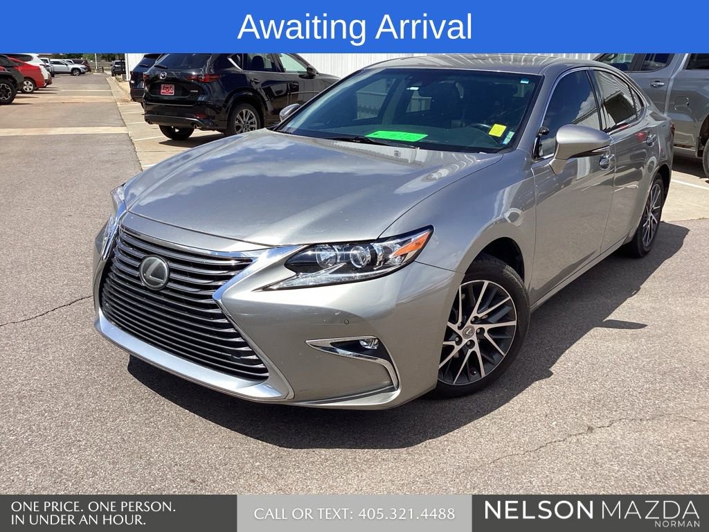 Used 2017 Lexus ES 350 w/ Navigation System Package