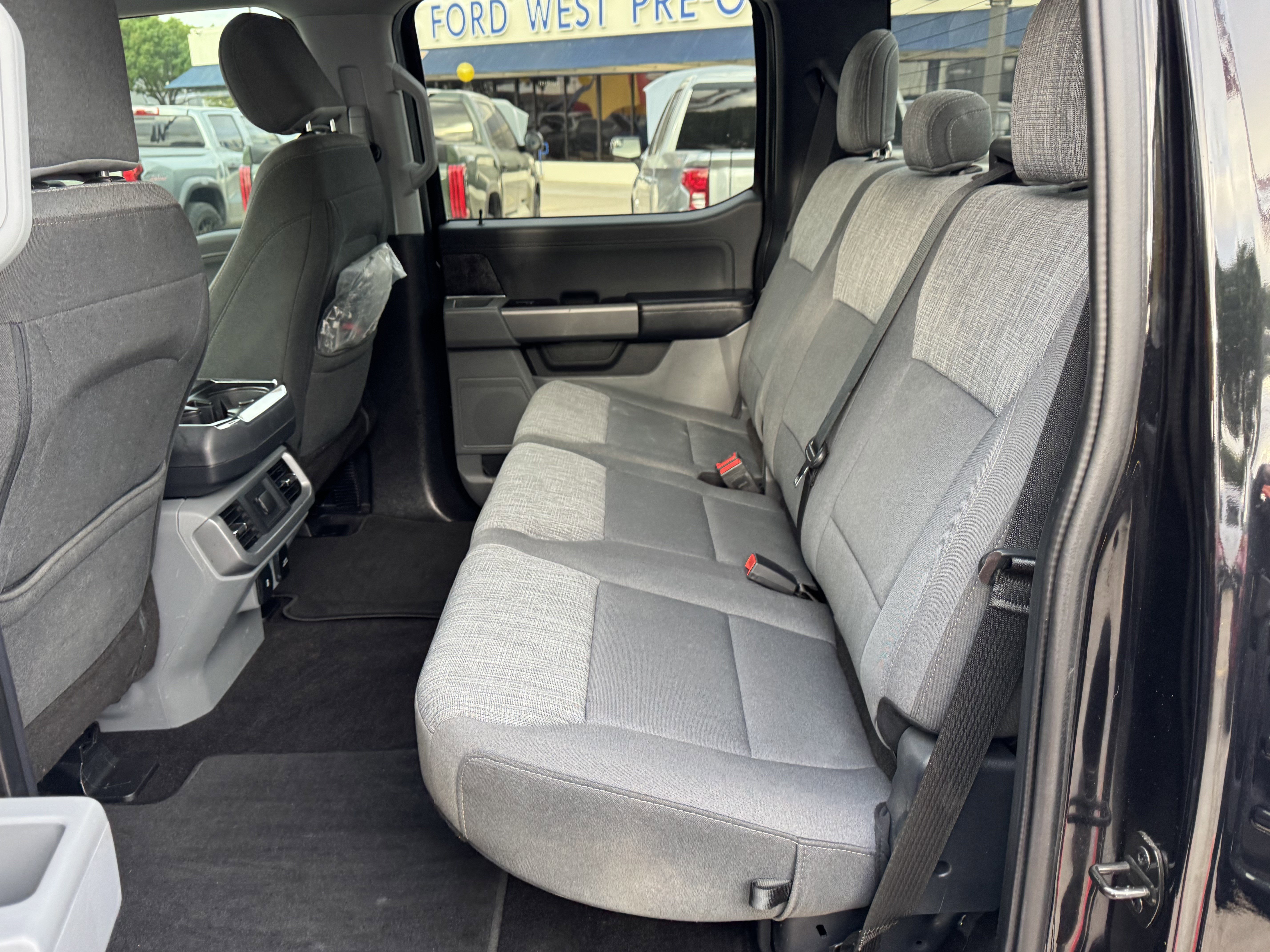 Used 2021 Ford F150 XLT w/ Equipment Group 302A High image 14