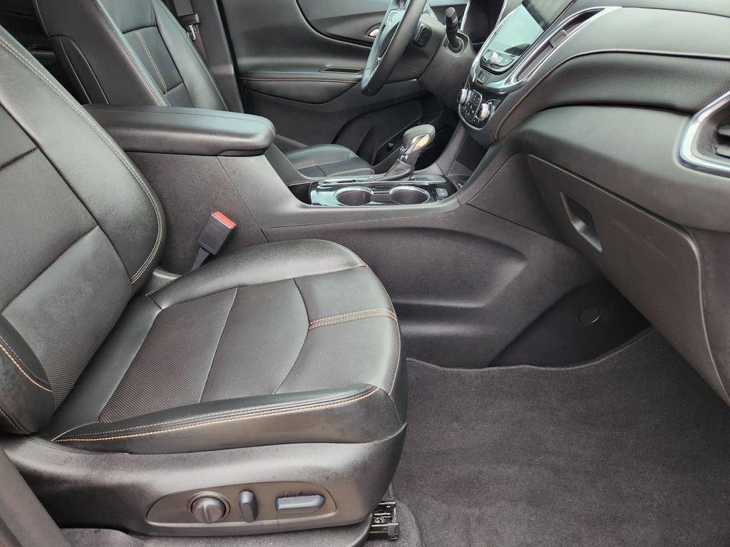 Used 2023 Chevrolet Equinox Premier image 19