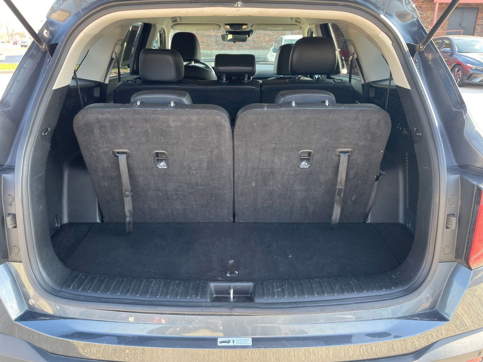 Used 2024 Kia Sorento S image 34