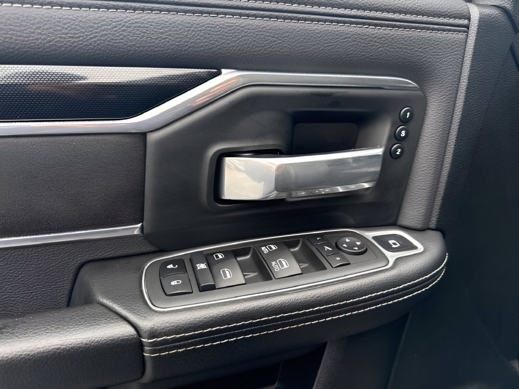 Used 2022 RAM 2500 Laramie AWD/4WD image 27
