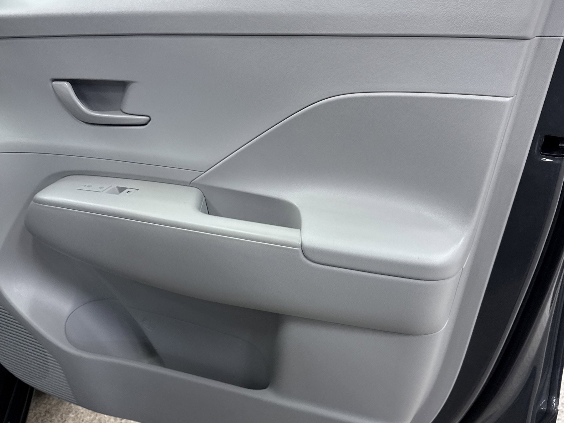 Used 2025 Hyundai Kona SEL image 21