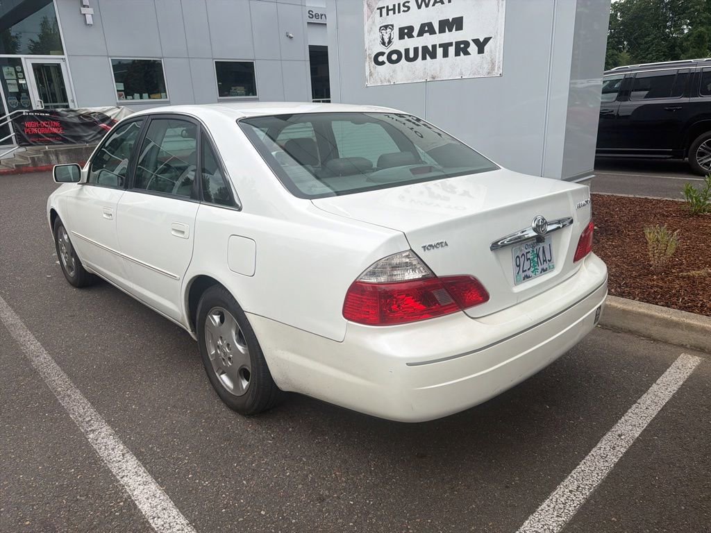 Used 2004 Toyota Avalon XLS FWD image 5