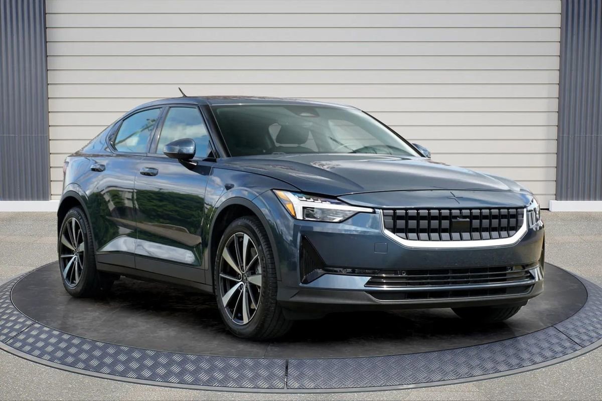 Used 2022 Polestar Polestar 2 image 1