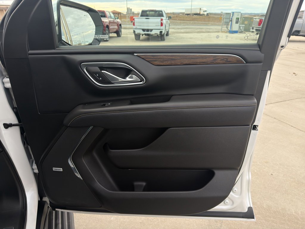 Used 2023 Chevrolet Tahoe Premier image 23