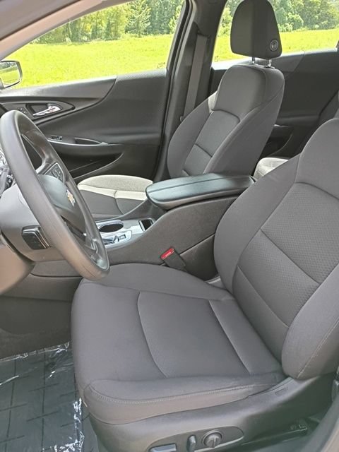 Used 2024 Chevrolet Malibu LT FWD image 12
