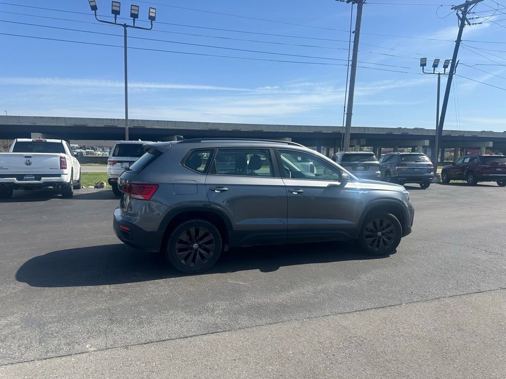 Used 2024 Volkswagen Taos S image 5