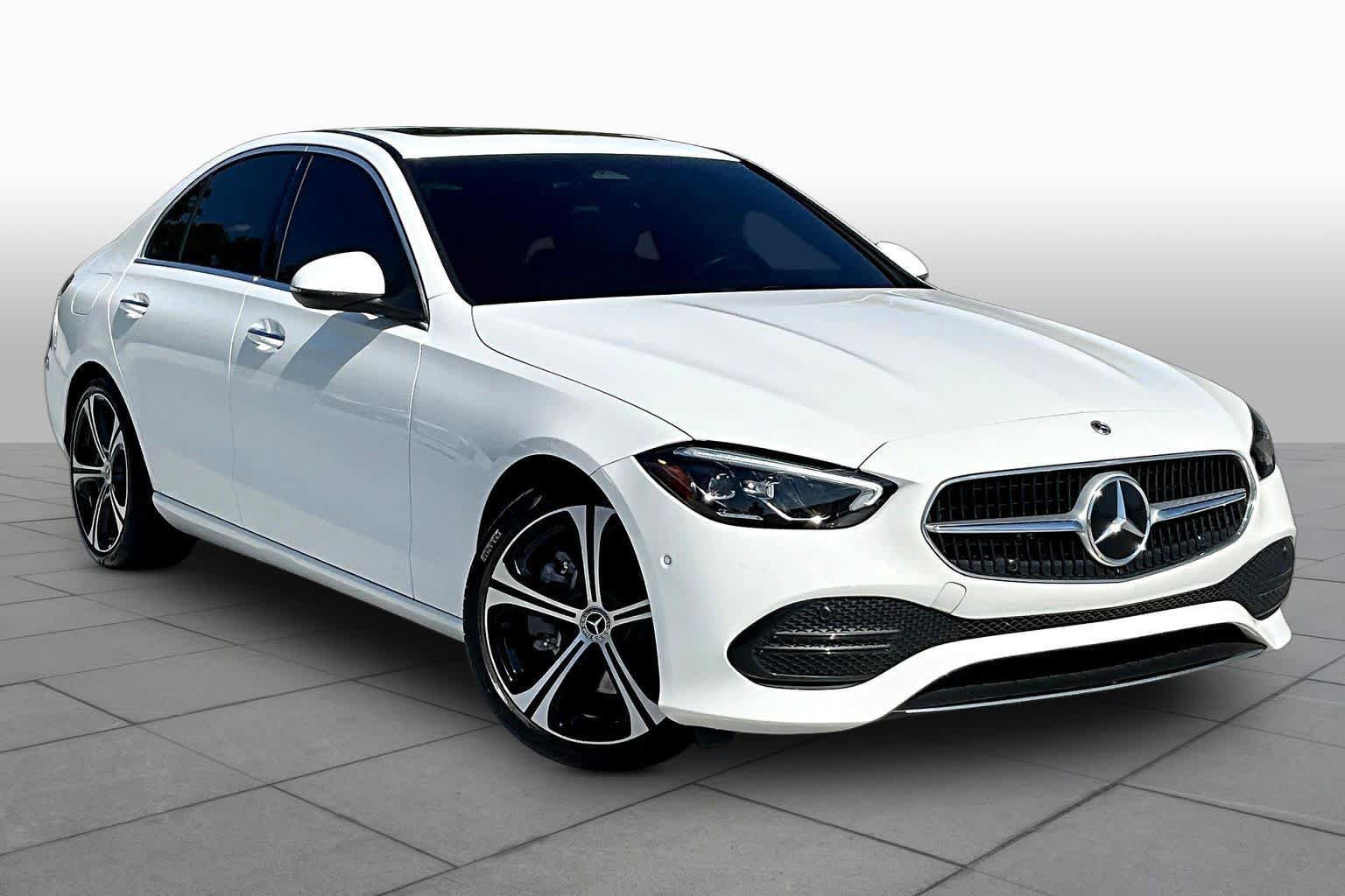 Used 2024 Mercedes-Benz C 300 Sedan image 3