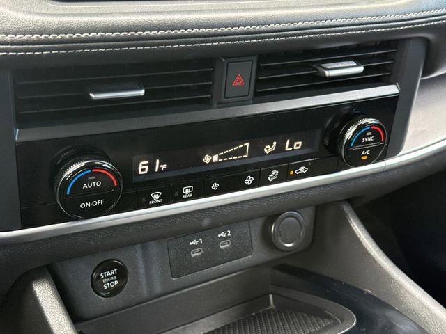 Used 2024 Nissan Rogue SV AWD/4WD image 25