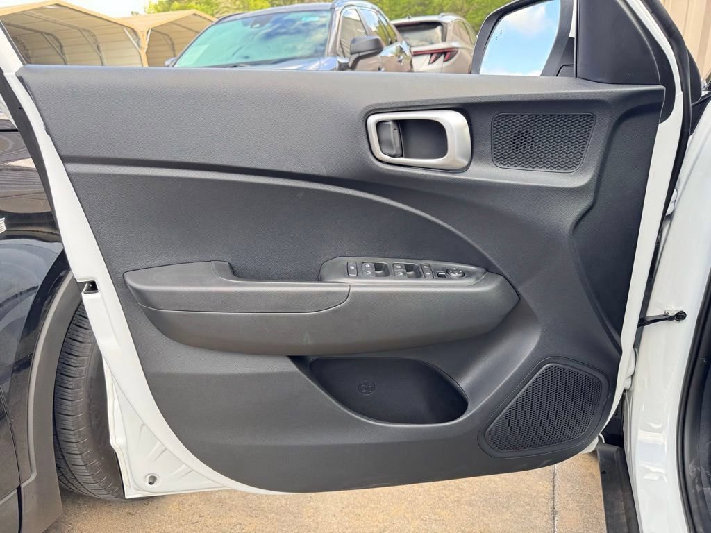 New 2026 Hyundai Venue SEL FWD image 22