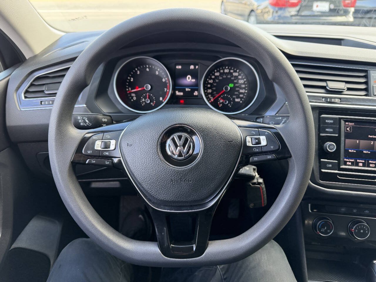 Used 2018 Volkswagen Tiguan S w/ 3rd Row Seat Package AWD/4WD image 33