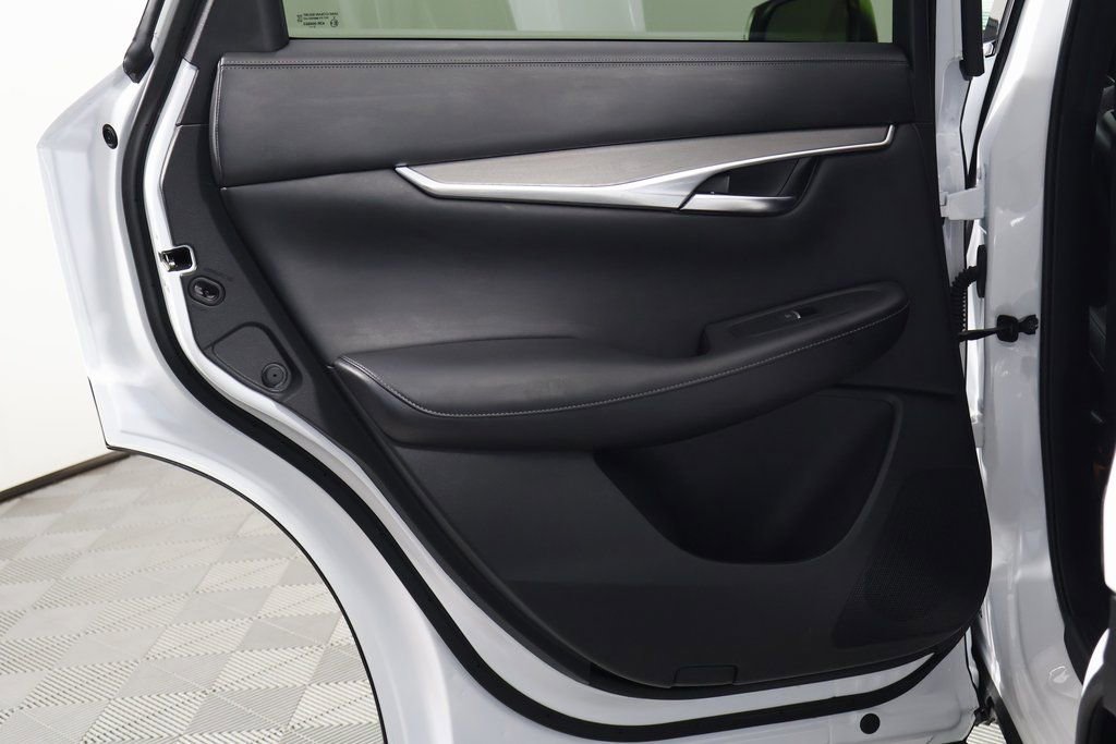 Used 2023 INFINITI QX50 Pure image 13