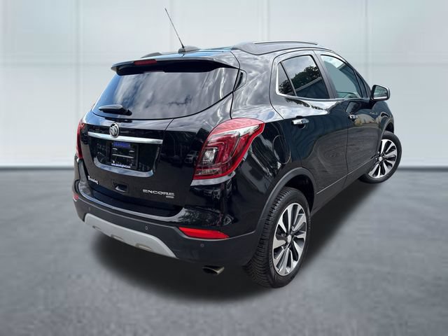Used 2021 Buick Encore Preferred w/ Safety Package II AWD/4WD image 4
