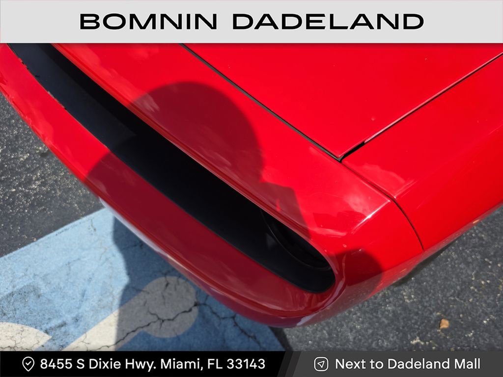 Used 2020 Dodge Challenger SXT image 10
