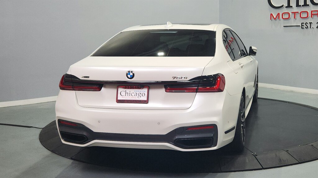 Used 2022 BMW 750i xDrive w/ Executive Package AWD/4WD image 11