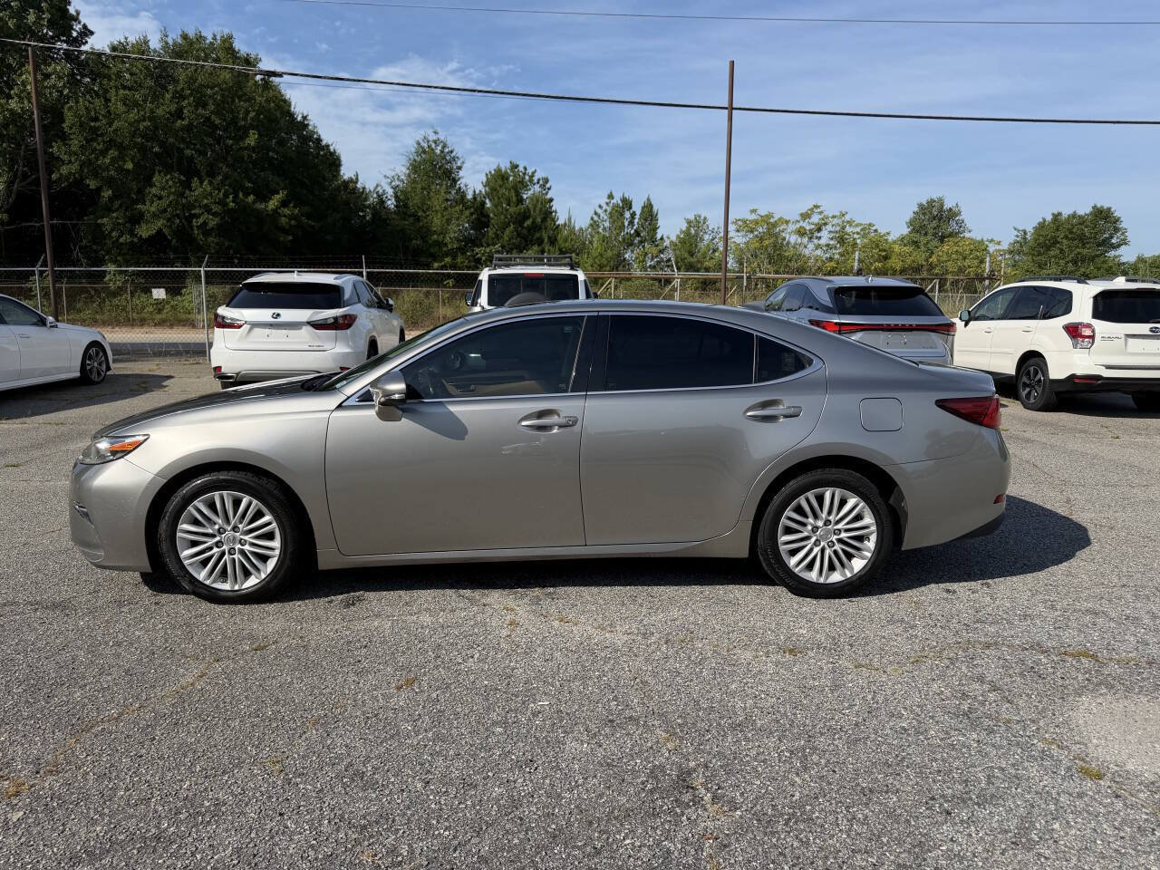 Used 2017 Lexus ES 350 FWD image 6