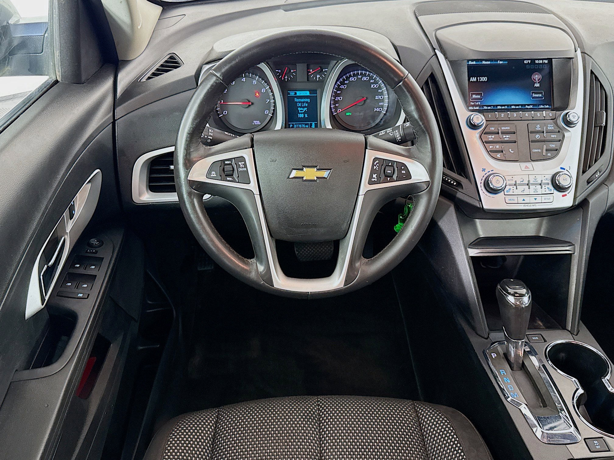 Used 2017 Chevrolet Equinox LT w/ Convenience Package image 16