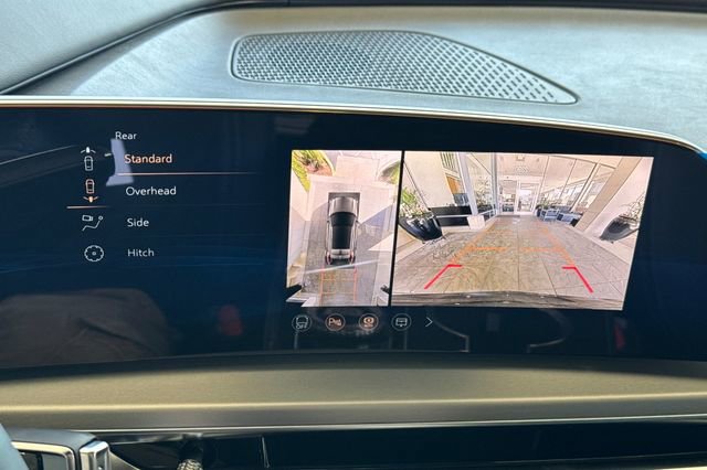 New 2026 Cadillac Lyriq Signature Sport w/ LPO, Floor Liner Package image 20