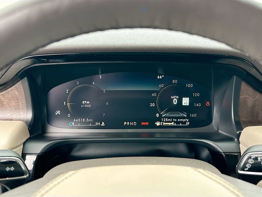 Used 2021 Lincoln Aviator Reserve w/ Equipment Group 201A image 12