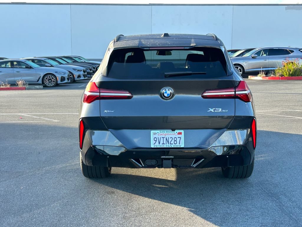 Used 2025 BMW X3 xDrive30i w/ Premium Package AWD/4WD image 4