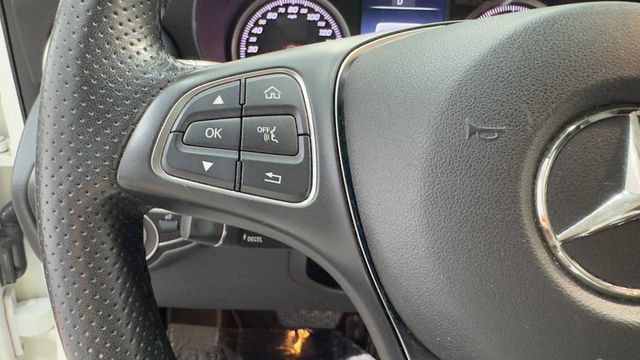 Used 2017 Mercedes-Benz GLC 300 4MATIC Coupe image 27