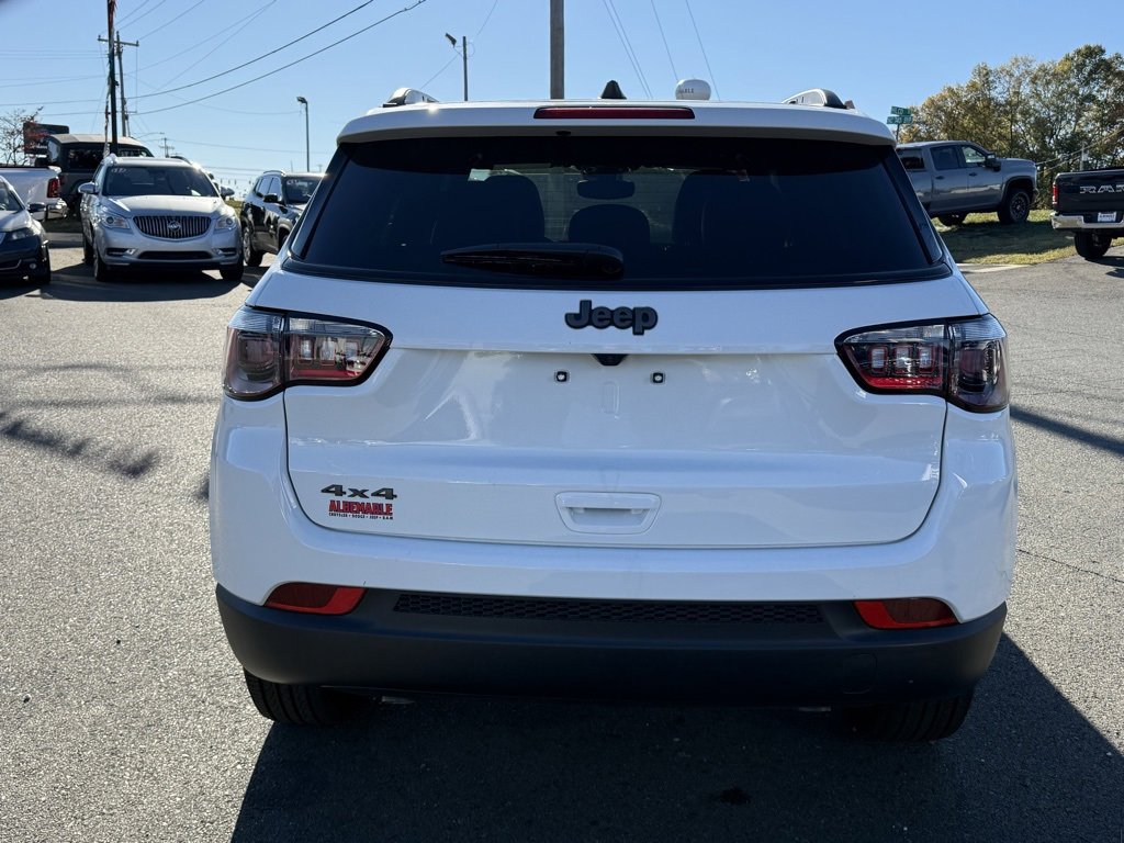 New 2026 Jeep Compass Latitude image 4