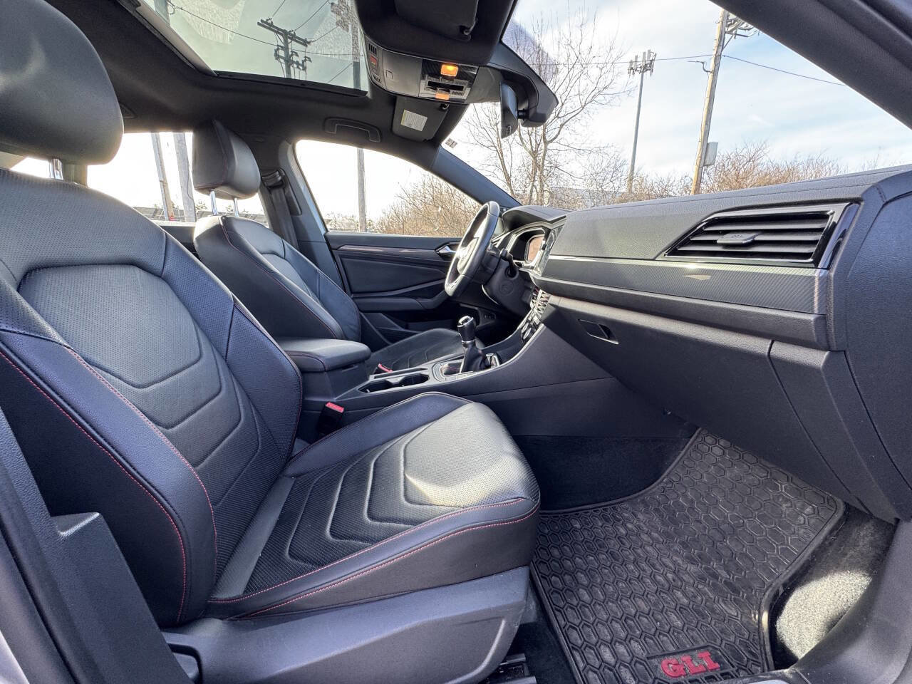 Used 2021 Volkswagen Jetta GLI Autobahn image 15